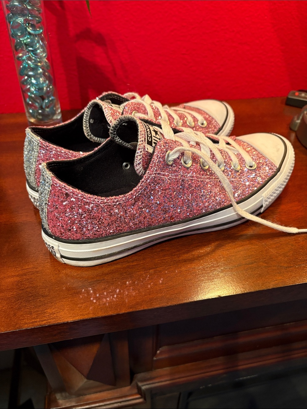 Converse All Star Chuck Taylor Pink Glitter Low-Top Sneakers